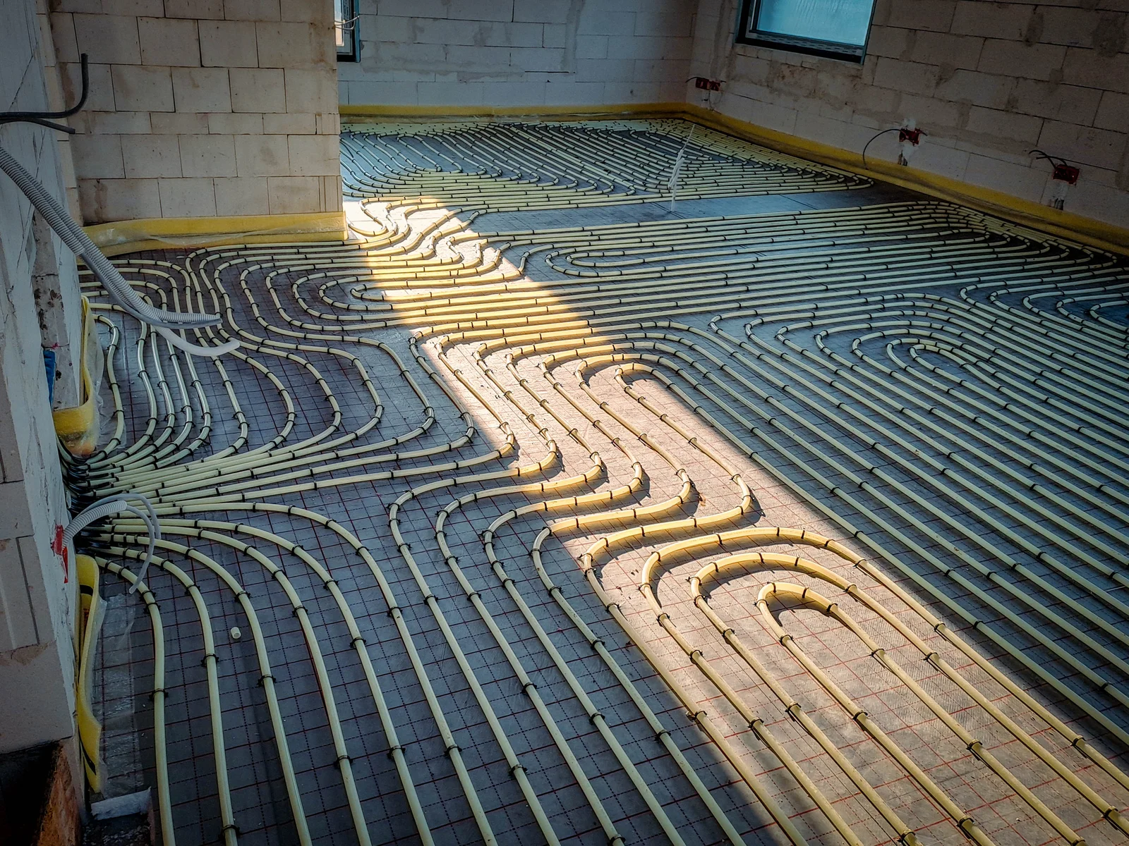 Finisaje interioare si exterioare